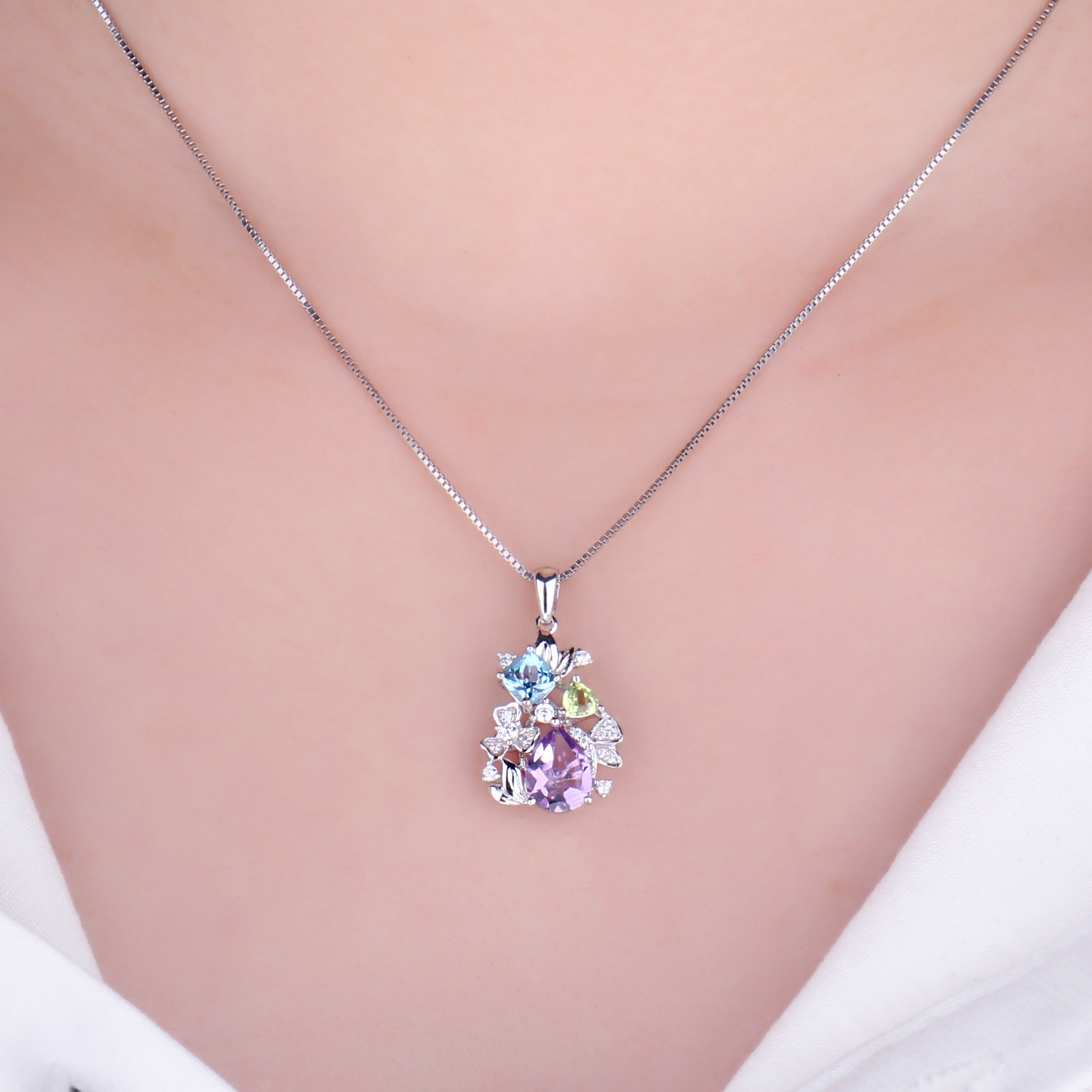 JewelryPalace Natural Amethyst Blue Topaz Peridot Chrome Diopside Flower Pendant Necklace 925 Sterling Silver Women No Chain