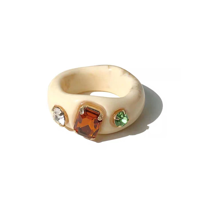 Peri'sBox 4 Colors Size 7 Rhinestone Resin Irregular Rings Wide Chunky Geometric Rings for Women Cute Retro Statement Jewelry