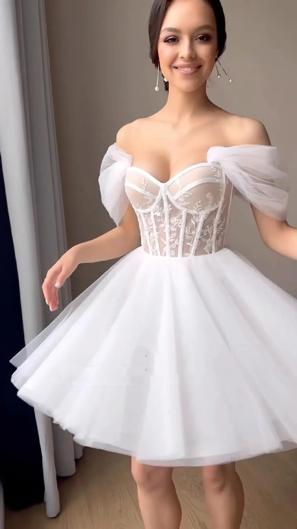 Mini Short A-Line Wedding Dresses Off The Shoulder Sweetheart Neck Corset Tulle Bridal Gown Lace Appliques Boho Beach Garden Vestido De Novia