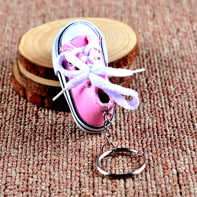 24pcs/Lot 3D Novelty Canvas Sneaker Tennis Shoe Keychain Key Chain Party Jewelry Keyring for Men And Women