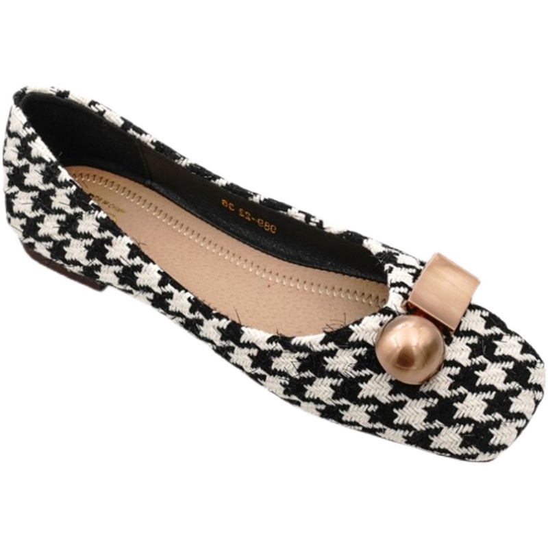 Summer Flat Bottom Shallow Mouth Flats Women's Soft Sole Versatile Check Single Shoes Apricot Square Head 31 32 45 46 Lady Shoe