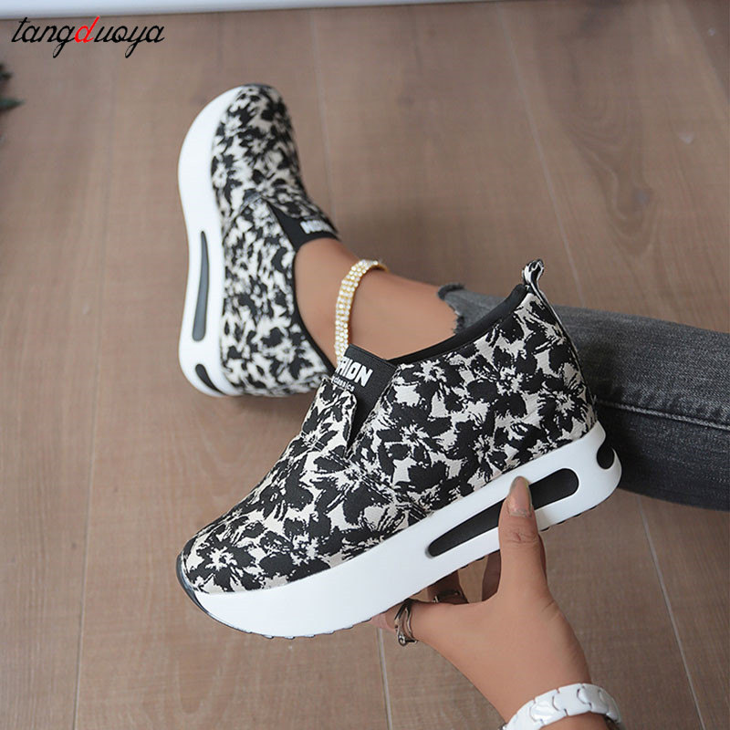 Chunky Platform Sneakers Women 2024 spring Hidden Heels Sport Shoes Woman Plus Size 42 Thick Bottom Loafers Shoes women sneakers