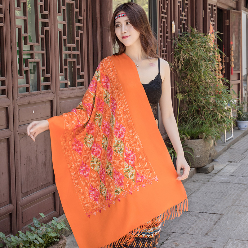 New Arrival Brand Designer Autumn Winter New Embroider Cashew Flower Scarf Shawl Fringed Scarves Women Travel Bufanda Mujer