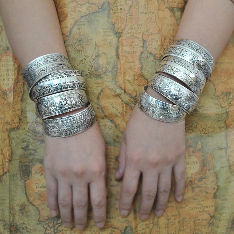 Vintage Cuff Bracelet Tibetan Silver Plated Carved Flower Geometric Animal Opening Bangle Adjustable Indian Jewelry Women Gifts