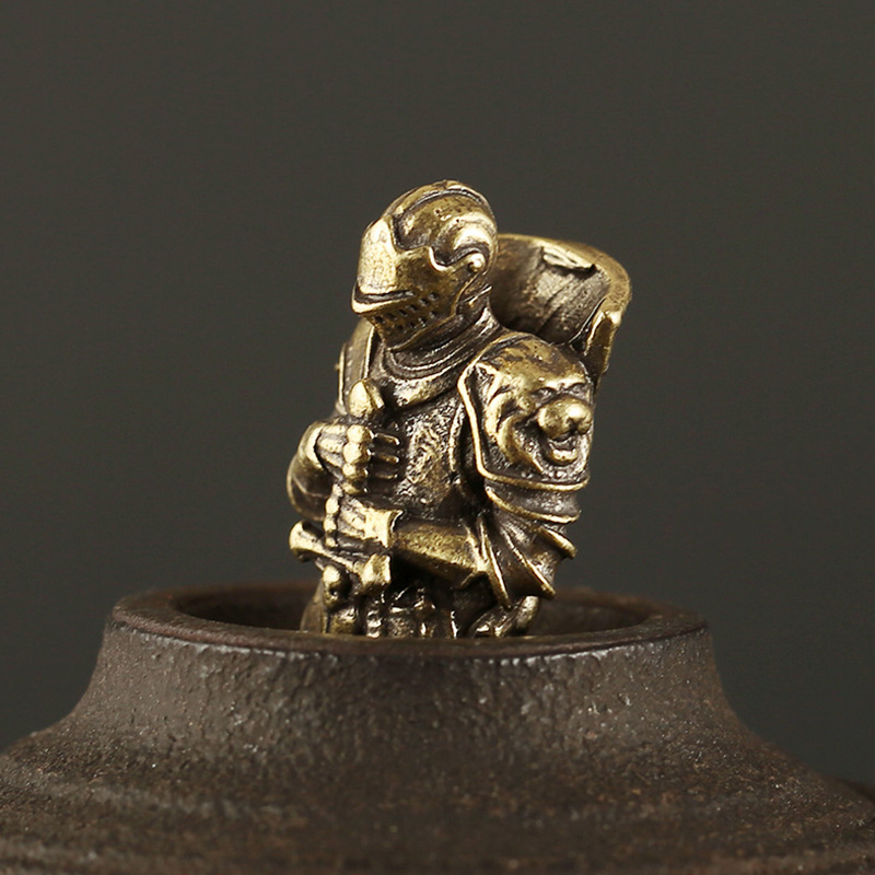 Vintage Brass Crusader Armor Knight EDC Paracord Beads Key Chain Keyrings Charms Pendants DIY Warrior Knife Umbrella Rope Bead