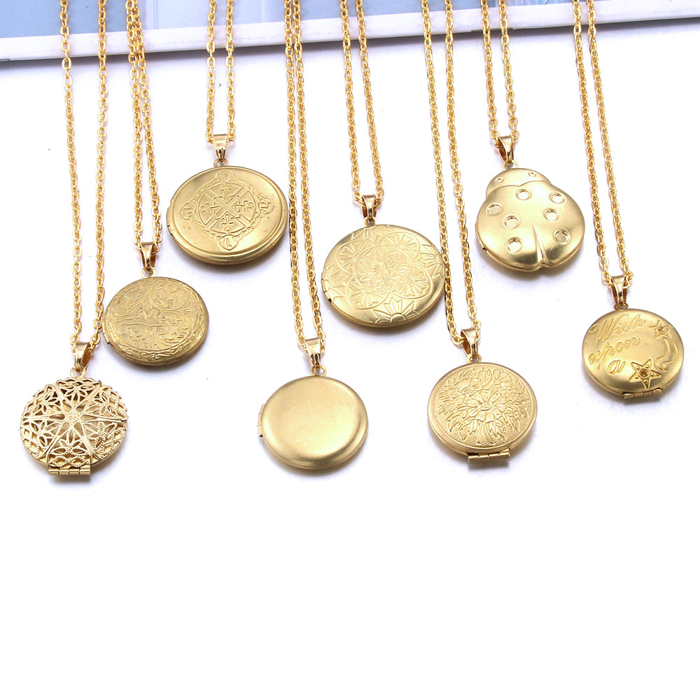 Nostalgia Retro Memory Photo Necklace Jewelry Mini Photo Pendant Vintage Copper Women's Disc Flower Album Locket Necklace Gift