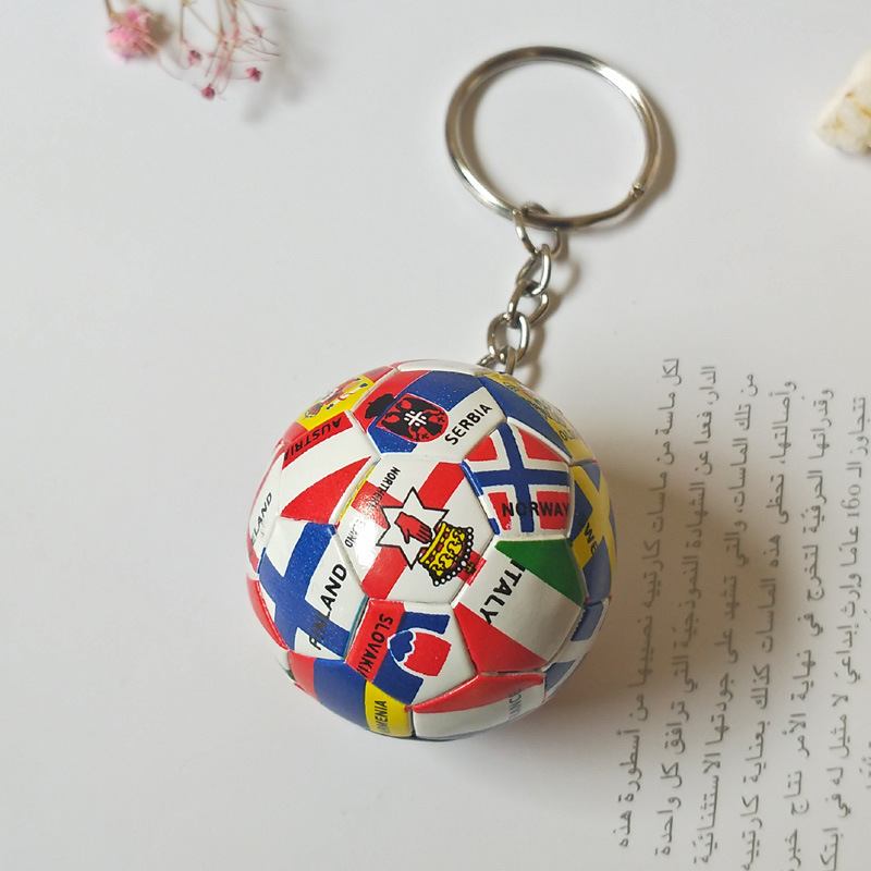 New World Flag Football Keychain Country Soccer Club Fans Keyring Car Key Chains Souvenir Bag Pendant Accessories Gifts K2114