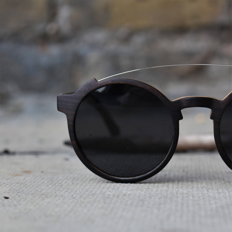 Unique Round Wood Sunglasses With Metal Bridge Modern Men Women Polarized Ebony Black Sun Glasses UV400 Handmade Oversize Shades