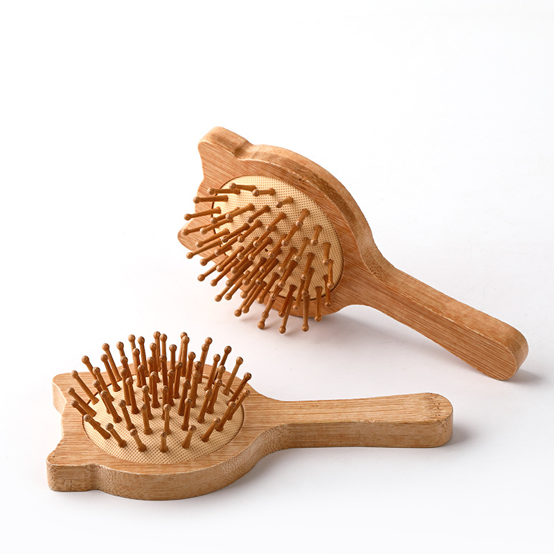 Portable Toddler Girl Hairbrush Small Cartoon Cat Air Cushion Comb for Kids Girl Bamboo wood Comb Hair Care Tool J381