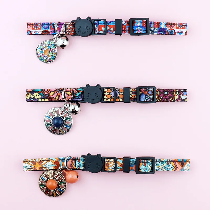 AirTag Cat Collar,Integrated GPS Cat Collar with Air Tag Holder & Bell,Adjustable Breakaway Cat Collar for Girl Boy Cats Puppies