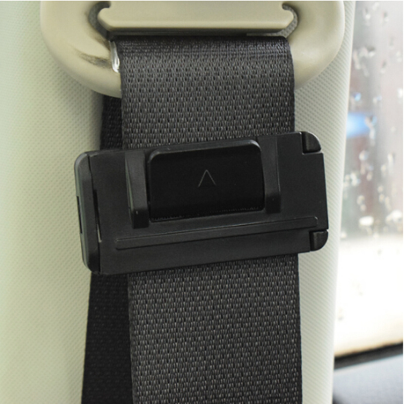 2Pcs Universal Car Safety Belt Clip For Jeep Renegade Wrangler JK Grand Cherokee Compass Patriot Liberty AUTO Accessories