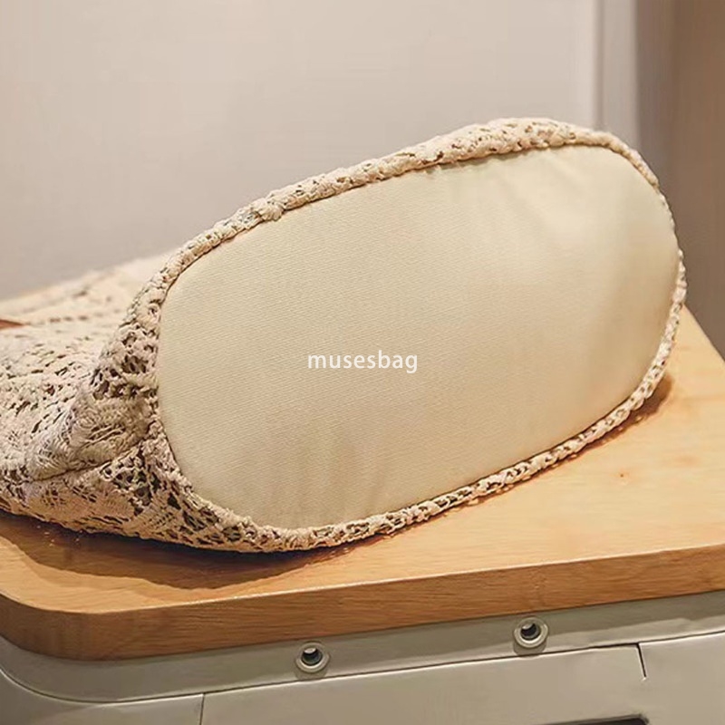 High quality women's designer leisure large capacity spring/summer new grass woven bag lace bucket mother child hollow beach bag cross-border hot