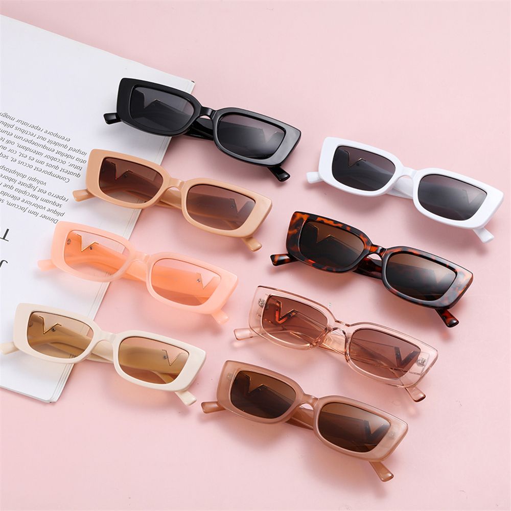 Luxury with Metal Hinges Small Retro Sunglasses for Women Jelly Sunglasses Cat Eye Frame V Sun Glasses