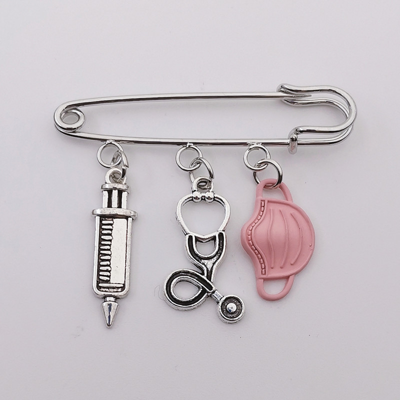 1Pcs New Design Brooch Doctor Medical Tool Stethoscope Syringe Mask Brooch Nurse Medical Student Gift Brooch Souvenir