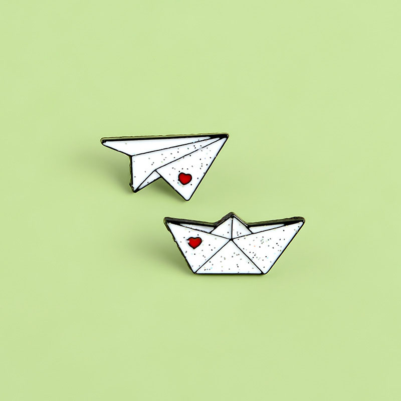 Paper Airplane Boat Enamel Pins Brooches Badges Bags Kids Metal Pin Gifts For Friends Jewelry Brooch DIY For Clothes Backpack