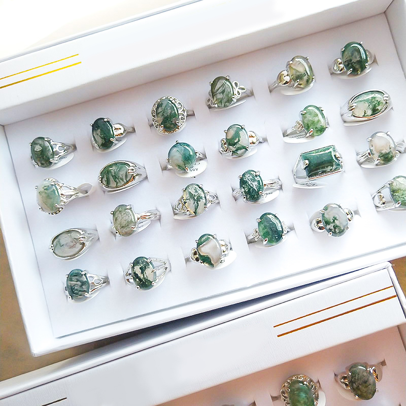 2PCS Random Natural Stone Finger Rings For Women Oval Shape Real Malachite Green Quartz Crystal Rings Party Wedding Accessories
