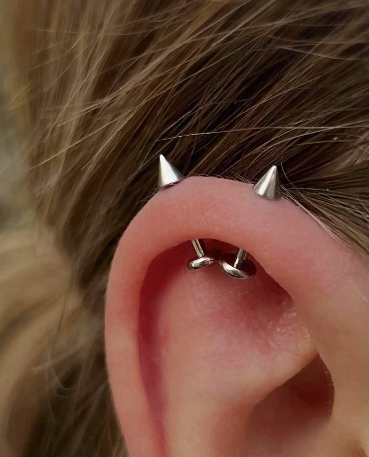 1PC G23 Titanium Spike Labret Piercing Lip Monroe Stud Nose Orelha Ear Cartilage Tragus Helix Piercing Punk Body Jewelry 16G