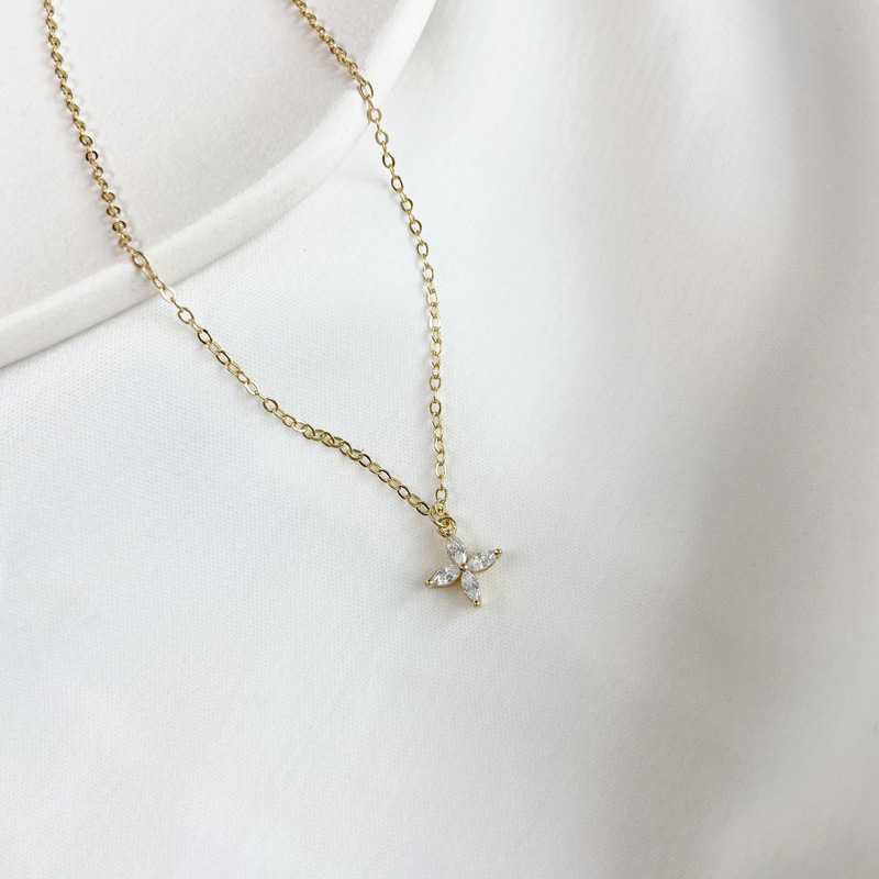 WOOZU Exquisite Sweet Four Leaf Clover Pendant Necklaces For Women Korean Romantic Rock 14k Gold Plated Girlfriend Jewelry Gift