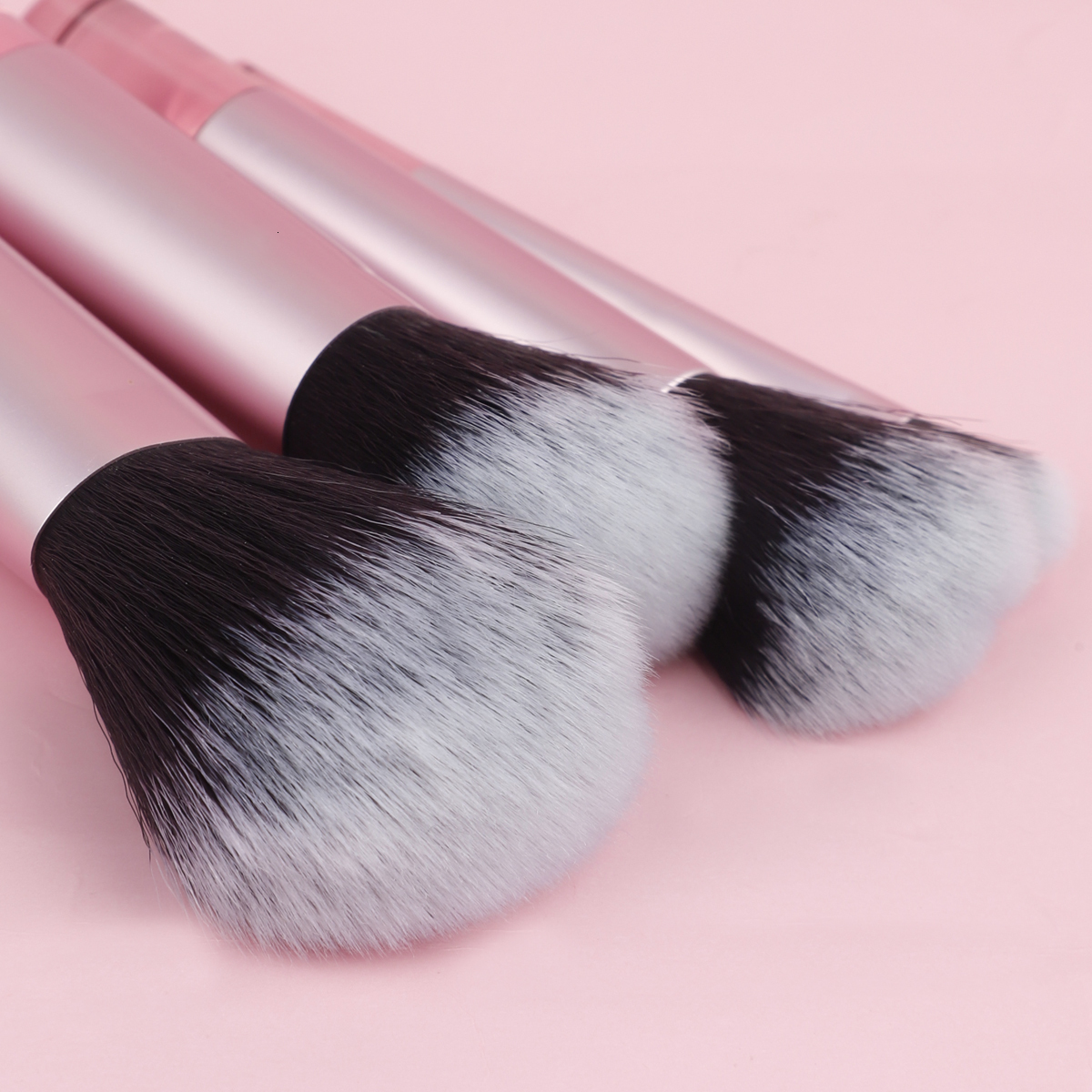 10Pcs Mini RT Set Powder Eyeshadow Foundation Blush Blender Concealer Beauty Makeup Tools Brush Professional F624-25