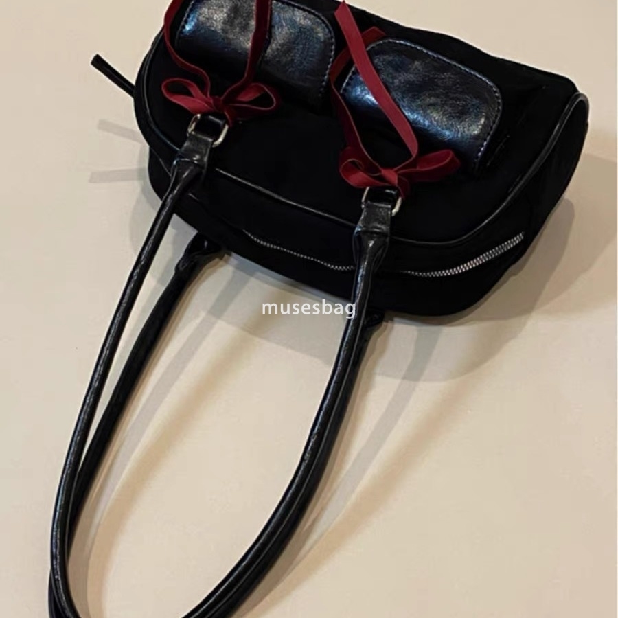 Underarm bag with niche design women's new European and American retro style large capacity tote bag versatile for office workers students party 