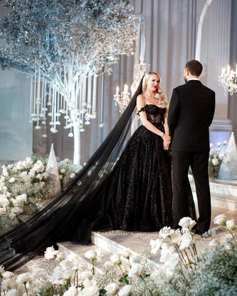 LORIE Black Wedding Dresses Glitter Bride Gown with Off Shoulder Ball Gown Sweetheart Lace Wedding Gown Plus Size