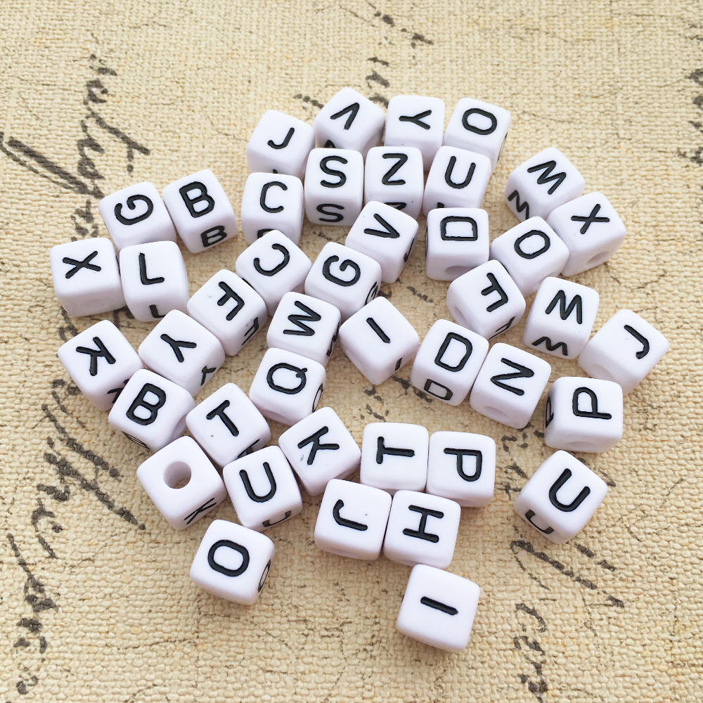 Mini 100PCS 10*10MM A-Z Cube White with Black Printing Acrylic Alphabet Beads Plastic Inital Letter Beads for Name Bracelet