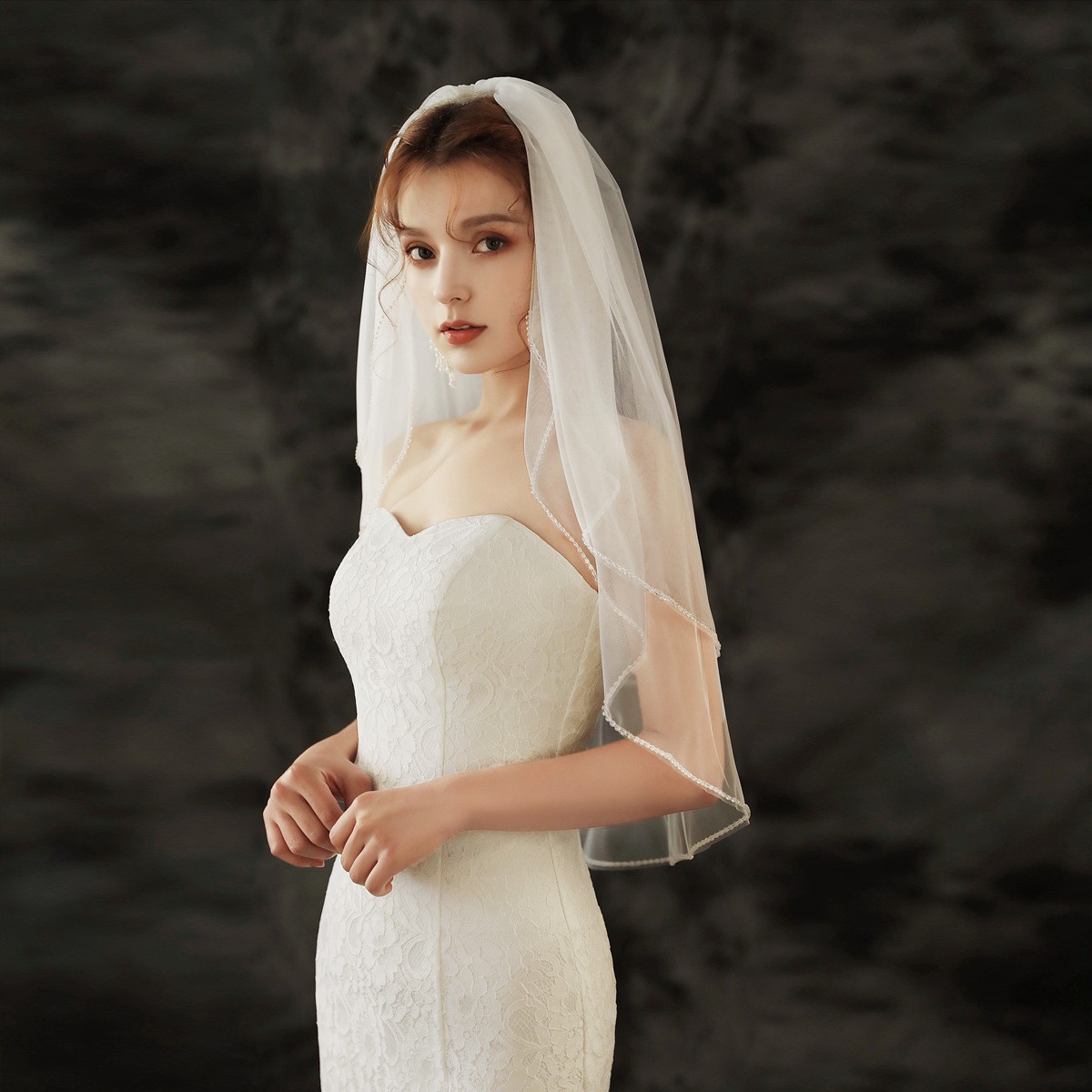 Bead Edge Bridal Short Wedding Veils with Hair Comb 2 layers Elbow Length White Women Bride Veil Mariage Accessories