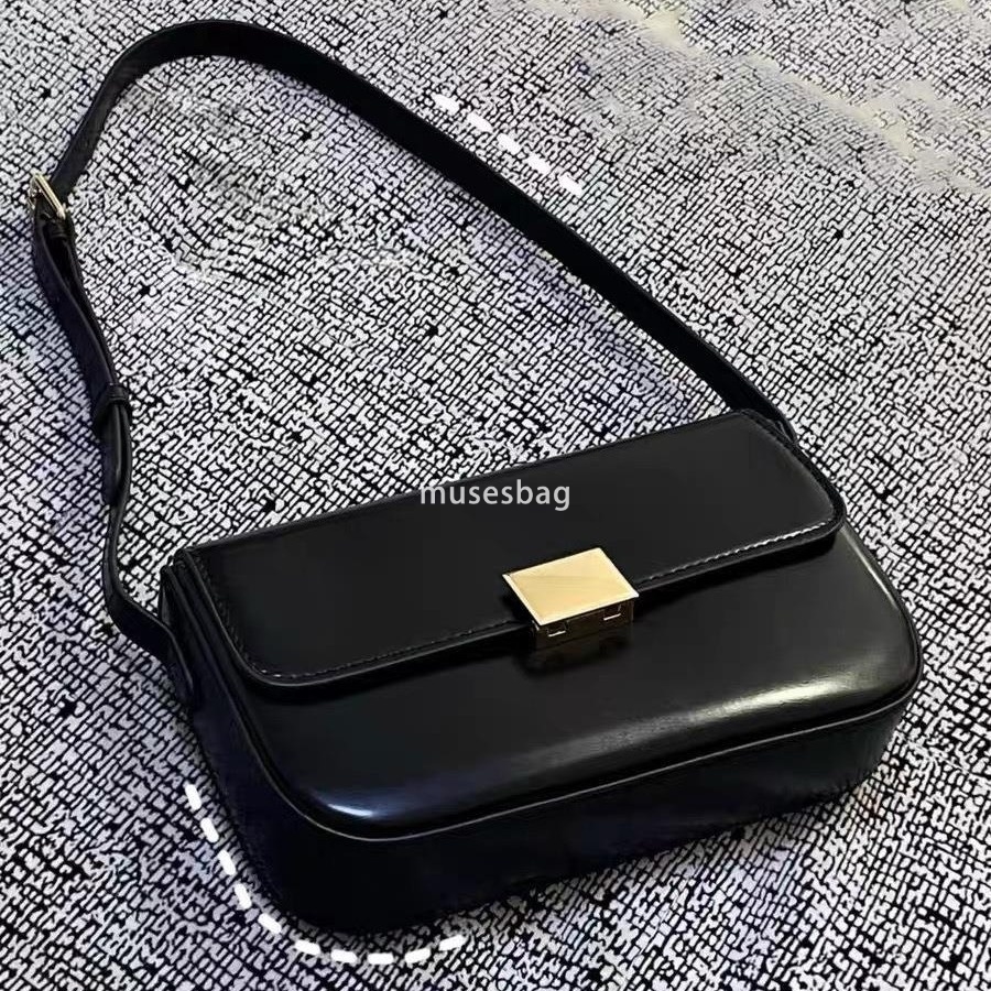 Crowd design trend summer new high-end texture black small square bag retro and simple underarm stick bag fashionable crossbody bag