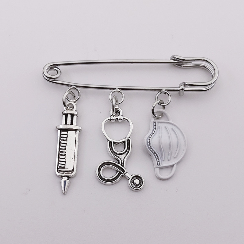 1Pcs New Design Brooch Doctor Medical Tool Stethoscope Syringe Mask Brooch Nurse Medical Student Gift Brooch Souvenir