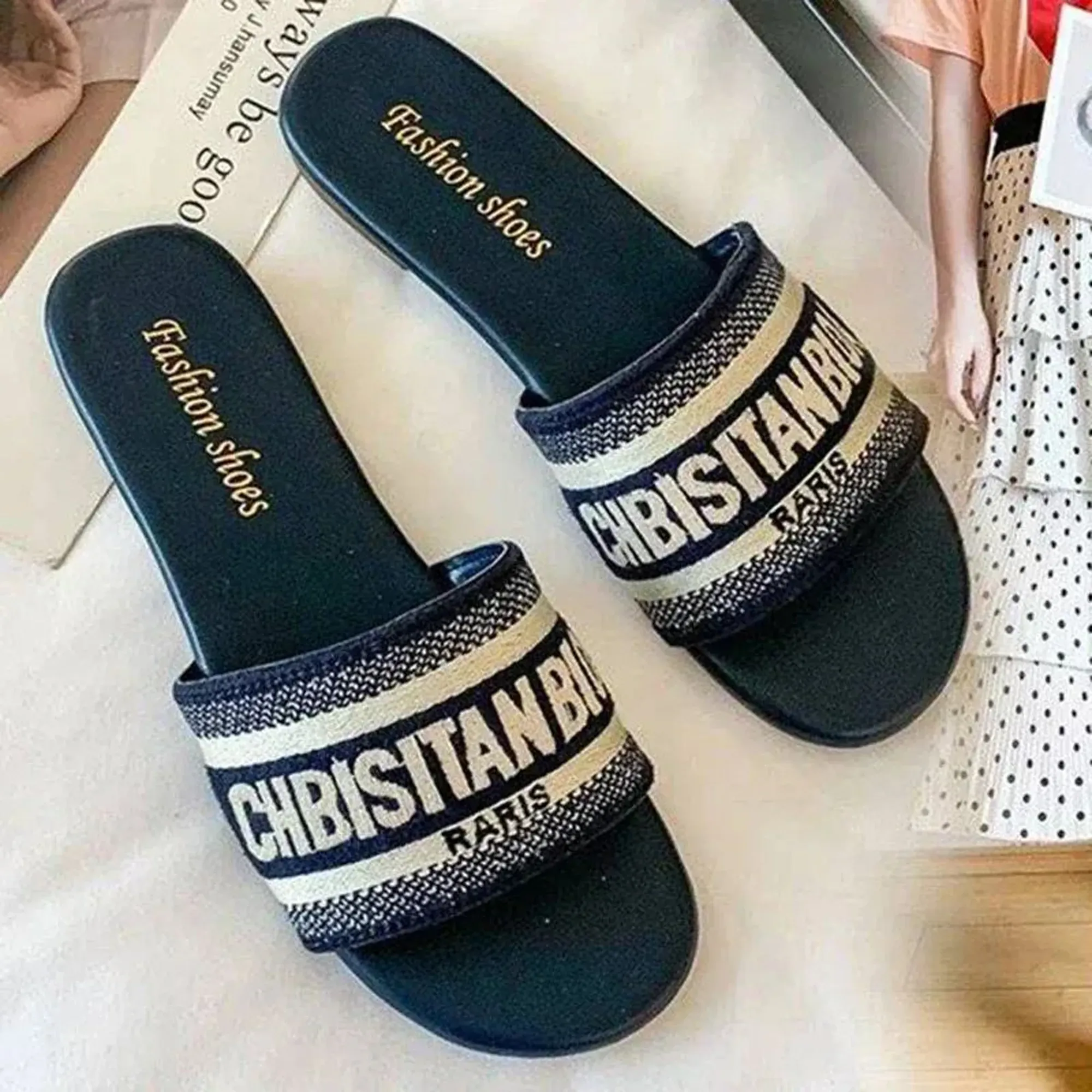 Designer Women Slides Embroidered Sandals Summer Travel Beach Striped Flat Slipper Ladies Flip Flops Mule Pattern Strap Sandal Slide 250506