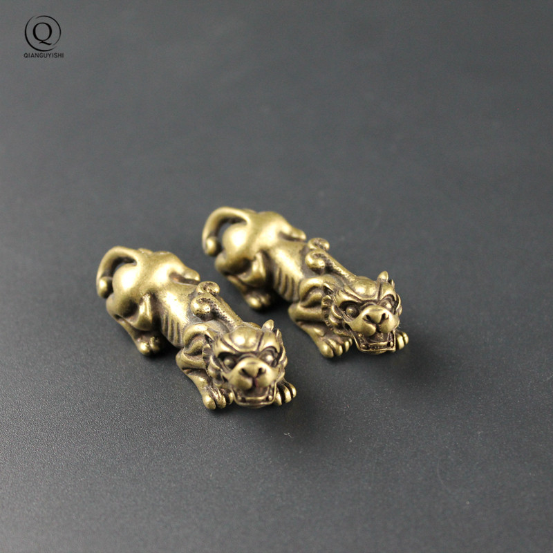 Brass Chinese God Beast Pixiu Car Ornament Keychain Pendants Copper Lucky Animal Key Chain Rings Hanging Jewelry Tea Pet Decor