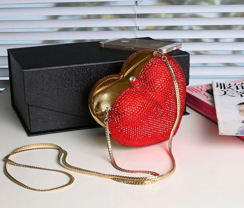 Red heart shape crystal clutch bag Rhinestone evening bag metal Ladies party purse Heart shaped diamond Ladies Wedding Bag 88167