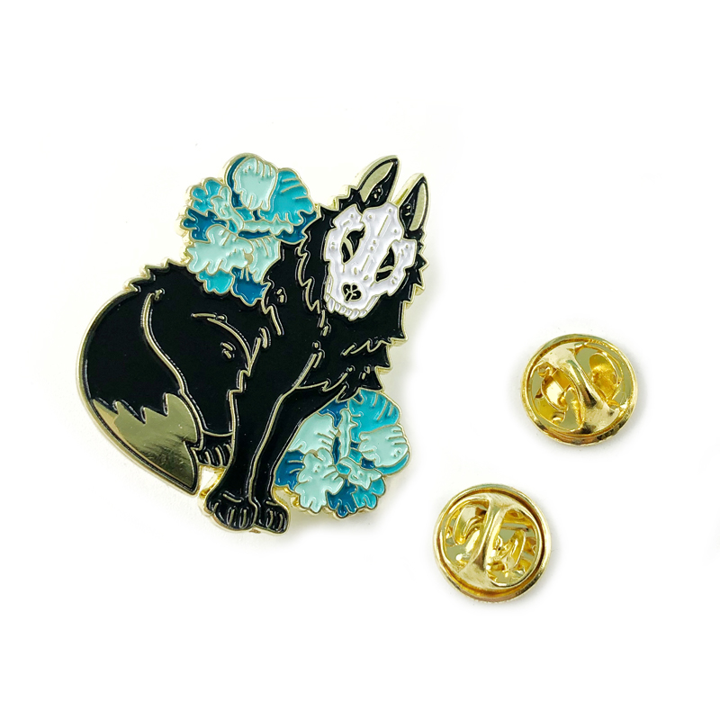 LXJERY Wolf Pin Badge On Backpack Funny Brooch Pins For Clothes Broche For Women Girls Gift