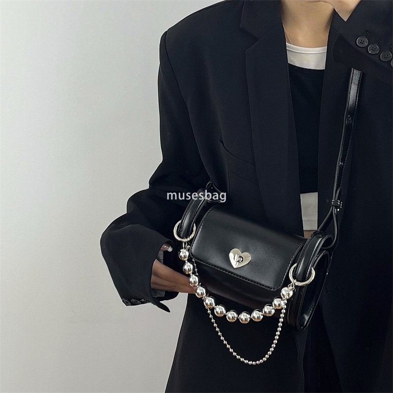 High quality niche design spicy girl lock buckle, love chain cylindrical bag women's new high-end feeling single shoulder crossbody bag trendy tr