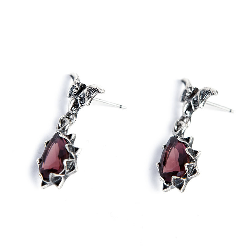 YIZIZAI 100% 925 Sterling Silver Creative Vintage Punk Style Bat Crystal Stud Earring For Women Party Jewelry Gift