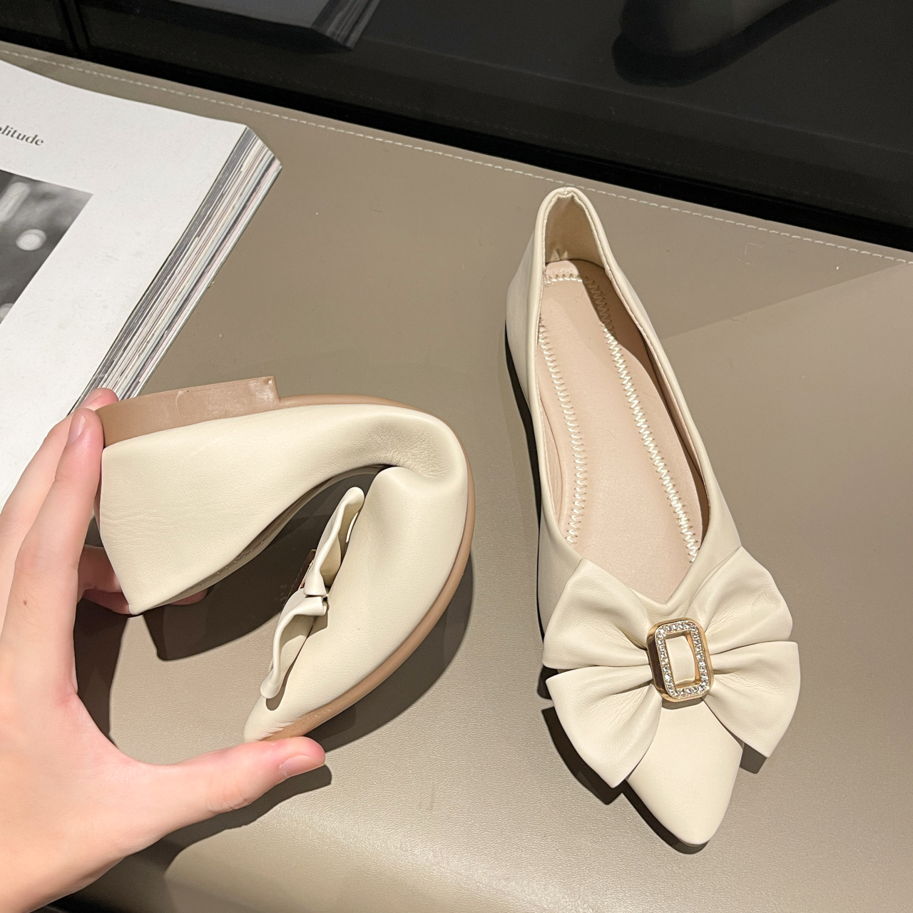 Soft sole single shoes women 2024 spring/summer new bow pointy fashion all match flat shoes a slip-on bean shoes