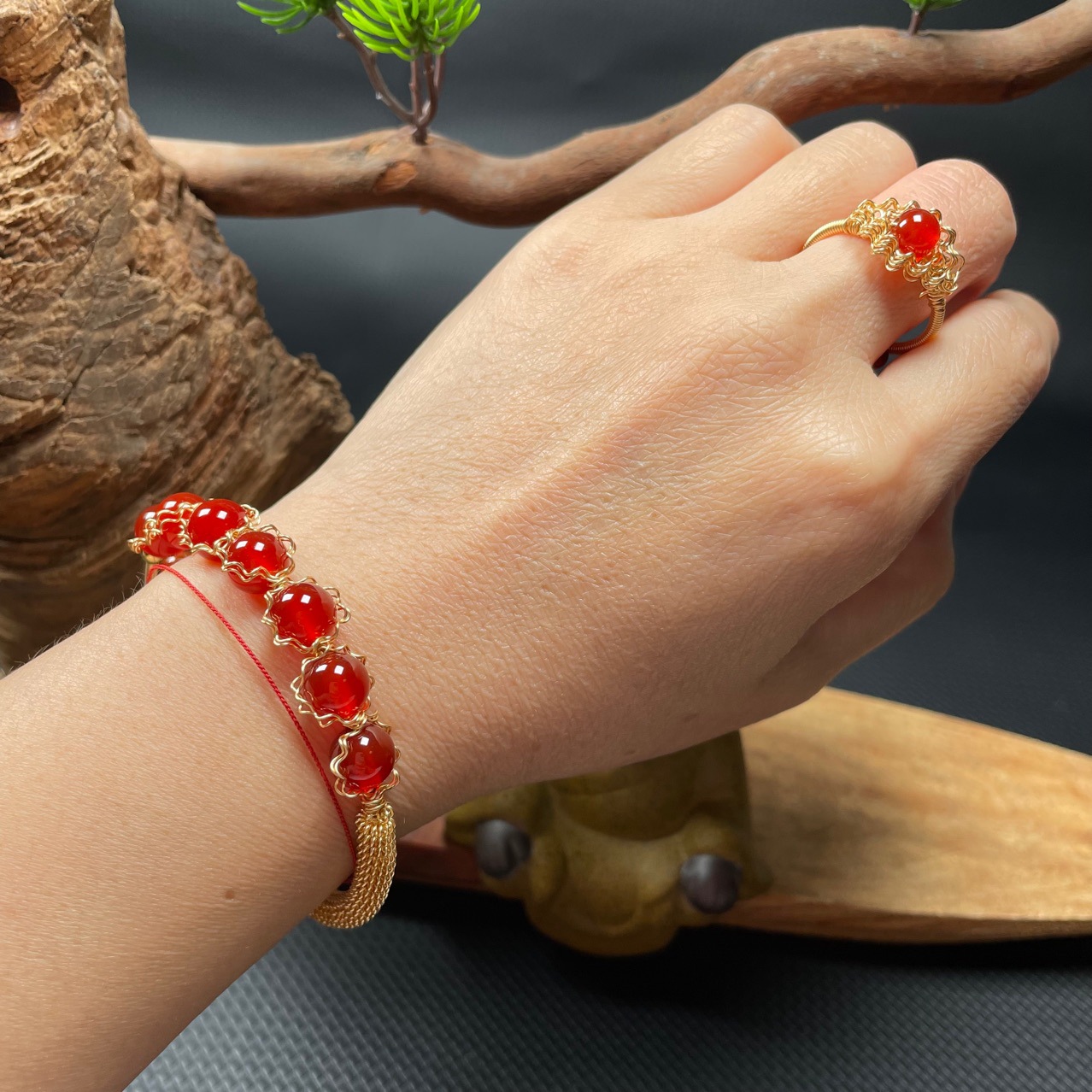 Natural Stone Bangles Cuff Copper Bracelets for Women 14K Copper Plating Gold-Color Wire Wrap Agate Bracelet Exquisite Jewelry