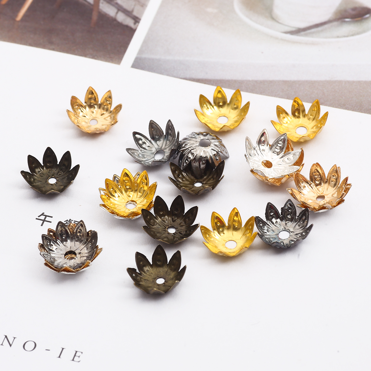 100Pcs 8mm 10mm Lotus Flower Metal Loose Spacer Bead Caps Cone End Beads Cap Filigree For DIY Jewelry Finding Making Earrings