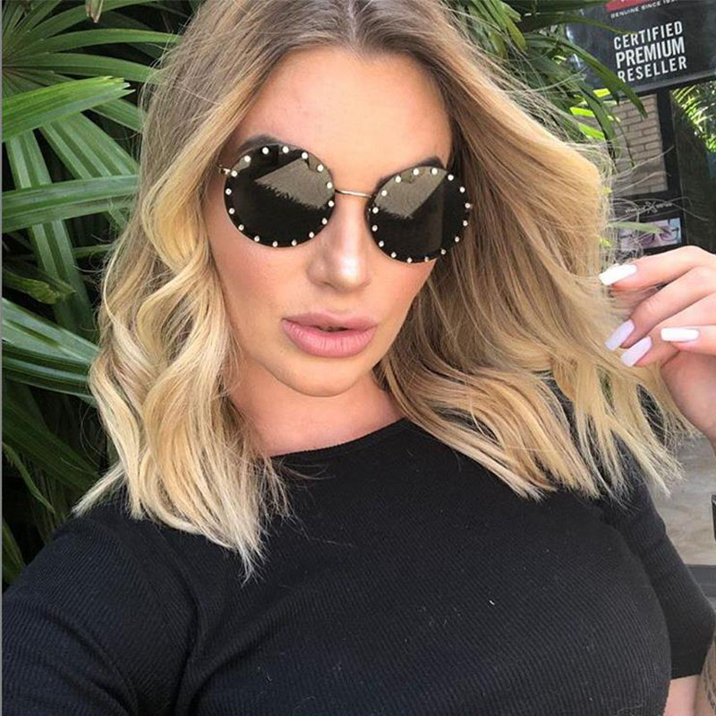 Vintage Round Sunglasses Women Luxury Rhinestone Metal Sun Glasses Ladies Classic Pink Red Retro Clear Shades Eyewear Men UV400