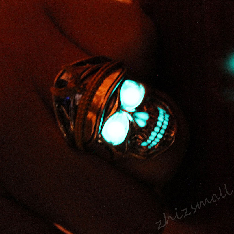 New glow ring Officer skull Ring men women Glowing Ring Luminous World War II Germany rings punk gift Glow In The Dark Jewelry