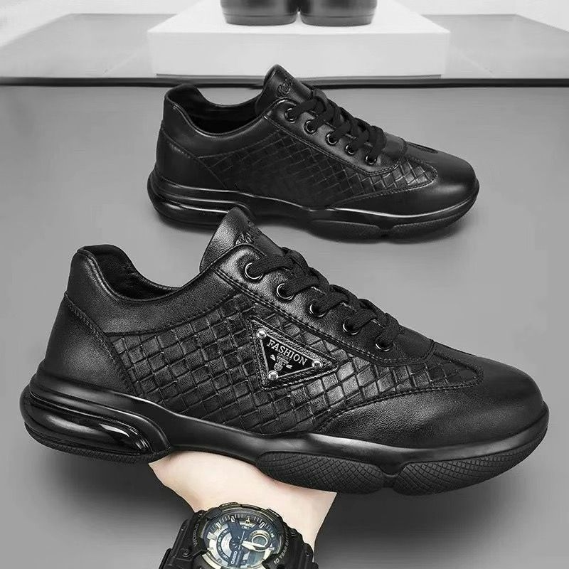 Mens Designer Shoes New Leather Sneakers Shoes Trainers Trend With Thick Bottom Casual Shoes England Pure Black Trainers Work Business