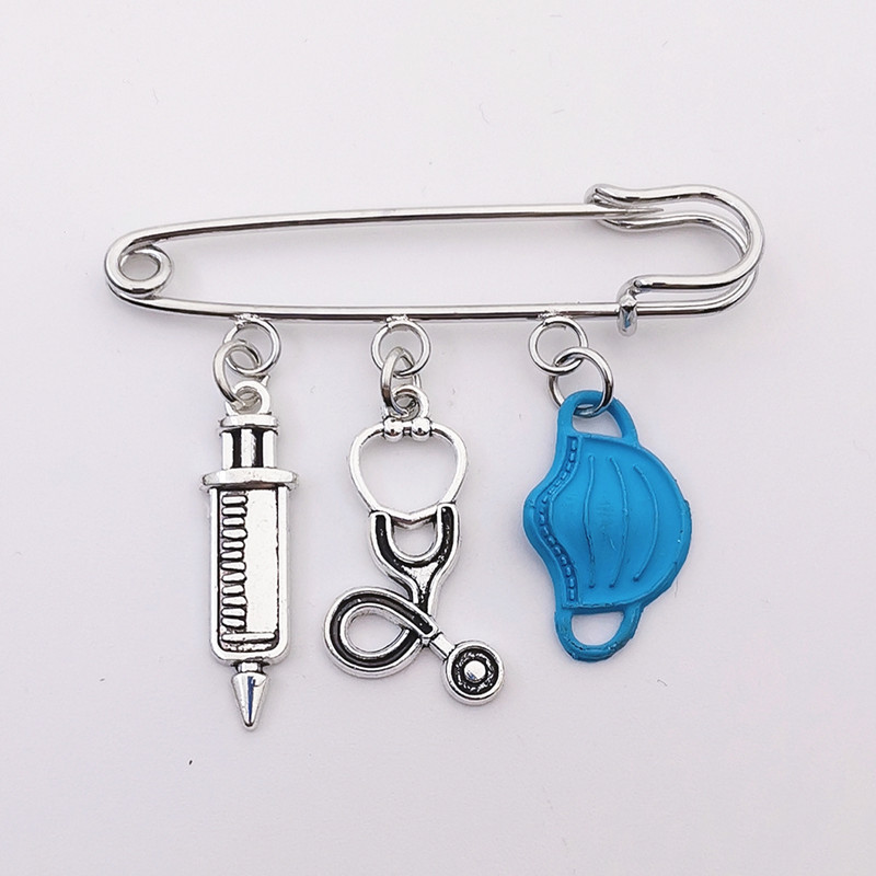 1Pcs New Design Brooch Doctor Medical Tool Stethoscope Syringe Mask Brooch Nurse Medical Student Gift Brooch Souvenir