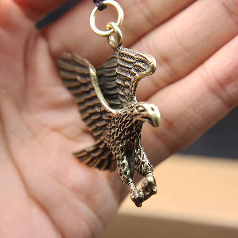 Flying Eagle Lanyard Pendants for Keychain Jewelry Vintage Brass Animal Bird Figurines Car Key Ring Hangings Charm Trinket Gifts