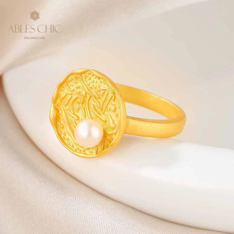 AC 5A Freshwater Pearl 4-4.5mm Accent Solitaire Pattern Coin Matt 18K Gold Tone Solid 925 Silver Disc Ring RN1015