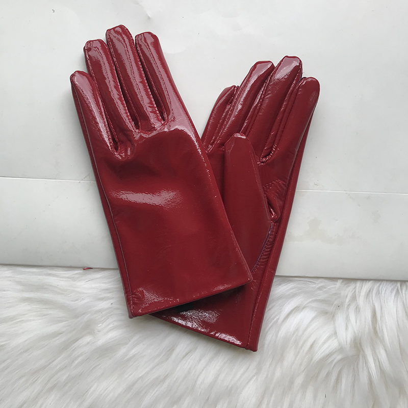 Patent Leather Glove Woman Genuine Leather Short Style Autumn Winter Warm Velvet Lining Leisure Driving Gloves Free Shipping