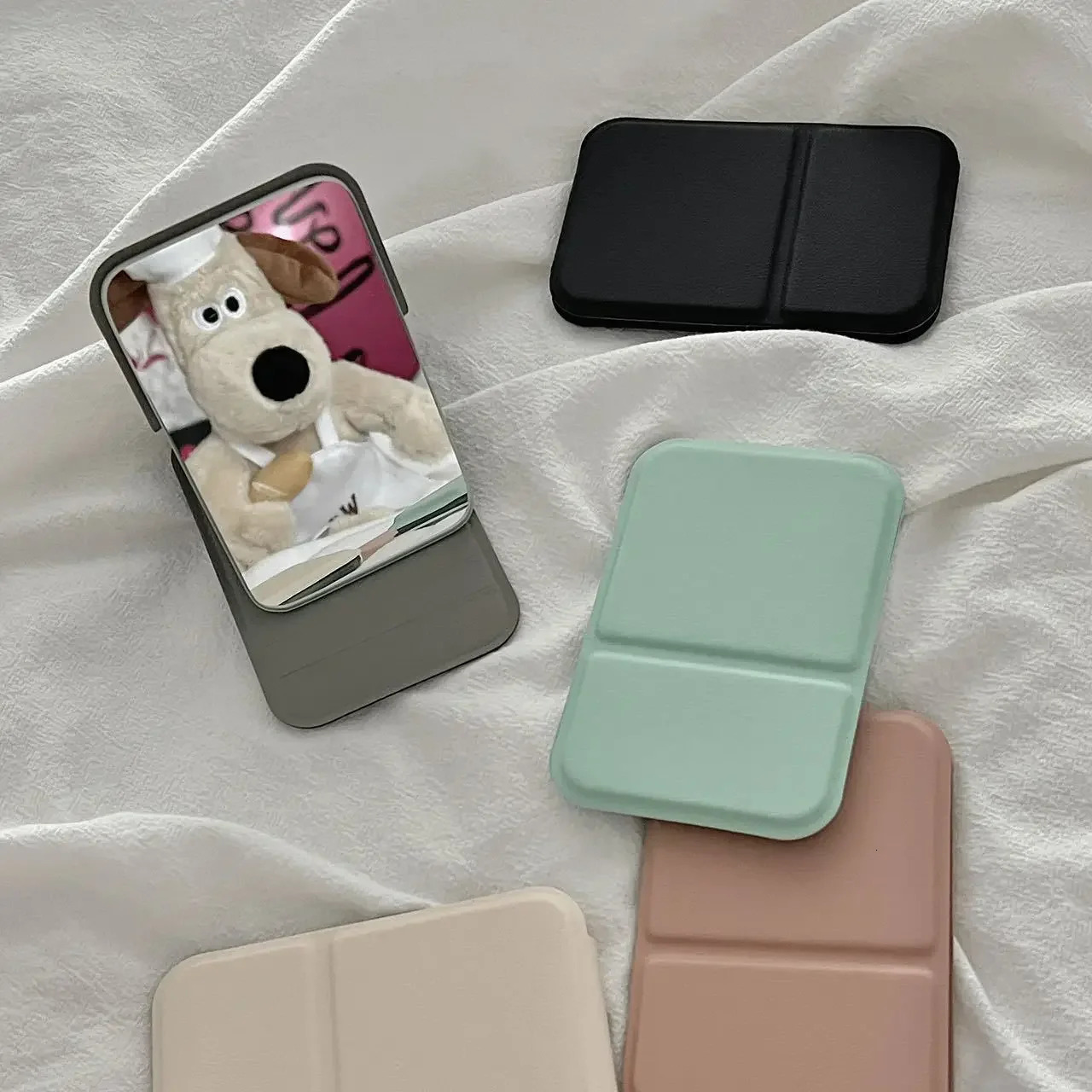Desktop Solid Color PU Leather Simple Portable Handheld Makeup Foldable Student Compact Cute Pocket Mirror F624-6