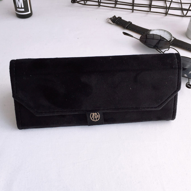 European Hot velvet triangle folding glasses Women case Elegant sunglasses case men soft noble reading glasses box Wholesale