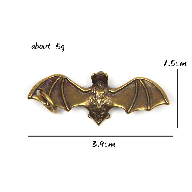 Brass Mini Flying Bat Figurines Keychains Pendants Car Key Ring Bag DIY Lanyard Hangings Jewelry Accessories Retro Animal Charms