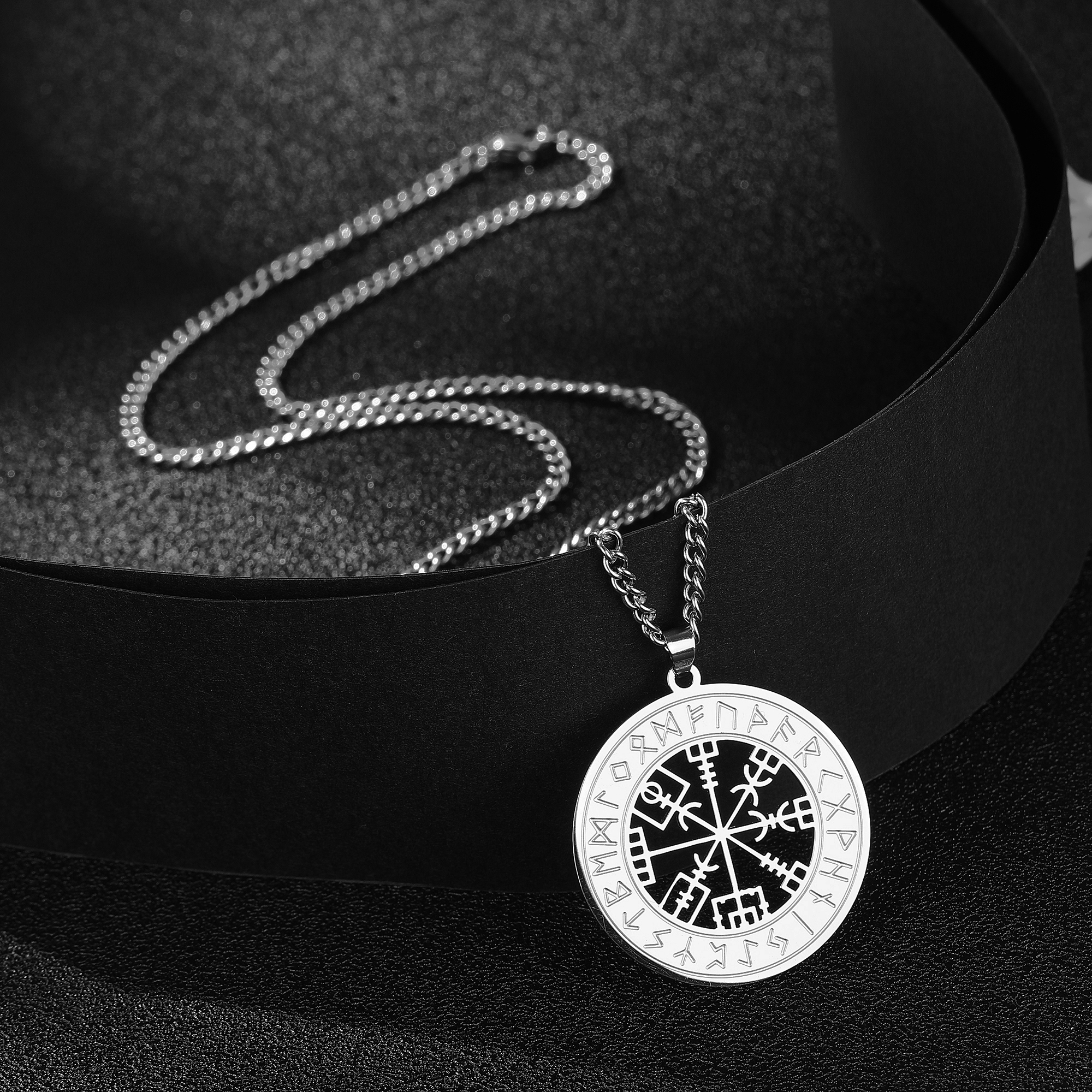 Jeshayuan Nordic Rune Aegishjalmur Pendant Necklace Nordic Mysterious Nergy Symbol Viking Jewelry
