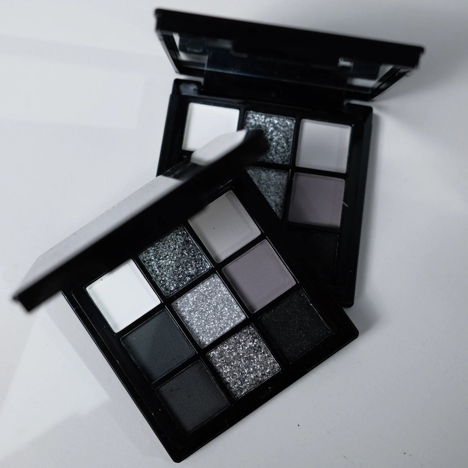 9 Colors Eye shadow Palette Dark Black Grey Silvery Color Shimmer Matte Finish Smokey Style Stage Party Performance Makeup 240624